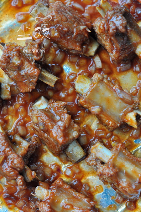 蜜汁烤<a href=/shicai/rouqin/PaiGu/index.html target=_blank><u>排骨</u></a>怎么做