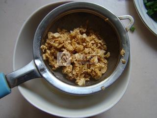 蒜蓉<a href=/shicai/mimian/FenSi/index.html target=_blank><u>粉丝</u></a>蒸龙利鱼