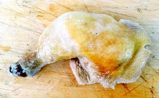 口水<a href=/shicai/rouqin/JiTui/index.html target=_blank><u>鸡腿</u></a>拼金蛋