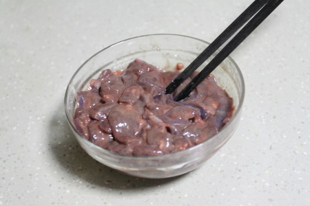 <a href=/shicai/shucai/QingJiao/index.html target=_blank><u>青椒</u></a>炒<a href=/shicai/rouqin/ZhuGan/index.html target=_blank><u>猪肝</u></a>步骤3