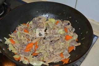 耗油鲜<a href=/shicai/shucai/PingGu/index.html target=_blank><u>平菇</u></a>