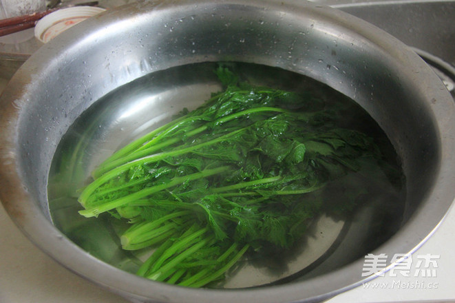 <a href=/shicai/shucai/Ou/index.html target=_blank><u>藕</u></a>圆子的做法