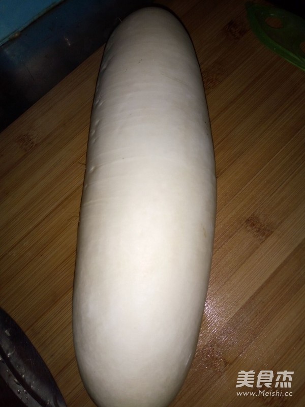 泡<a href=/shicai/shucai/LuoBo/index.html target=_blank><u>萝卜</u></a>(两吃)的做法