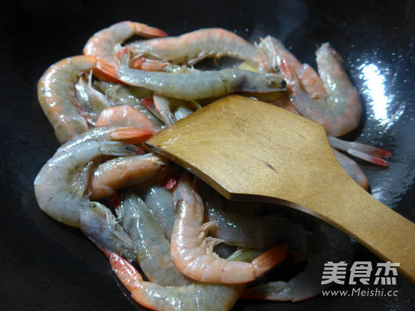 沙茶酱鲜虾的做法