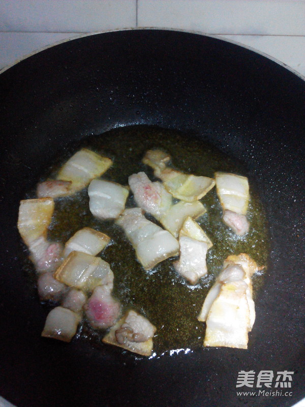 <a href=/shicai/shucai/XueLiHong/index.html target=_blank><u>雪里蕻</u></a>炖<a href=/shicai/mimian/DouFu/index.html target=_blank><u>豆腐</u></a>的做法