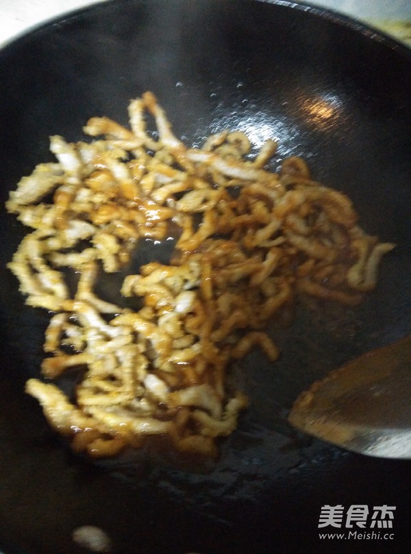 糖<a href=/shicai/diaoweipin/Cu/index.html target=_blank><u>醋</u></a>肉丝的做法