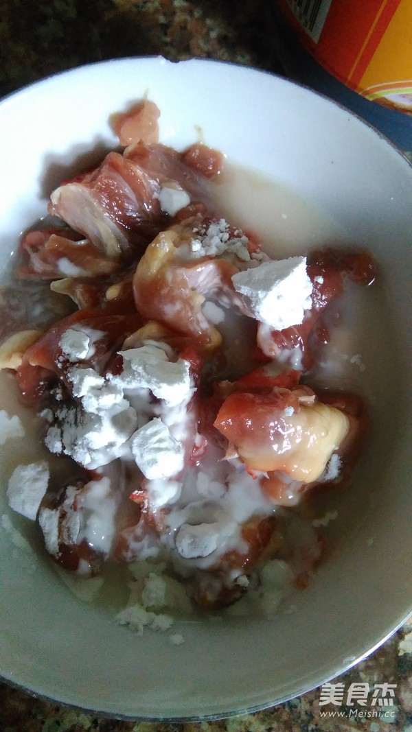 豆棍红烧<a href=/shicai/rouqin/YaZi/index.html target=_blank><u>鸭子</u></a>的做法