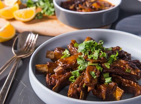 香焖羊<a href=/shicai/rouqin/LeiPai/index.html target=_blank><u>肋排</u></a>怎么做？