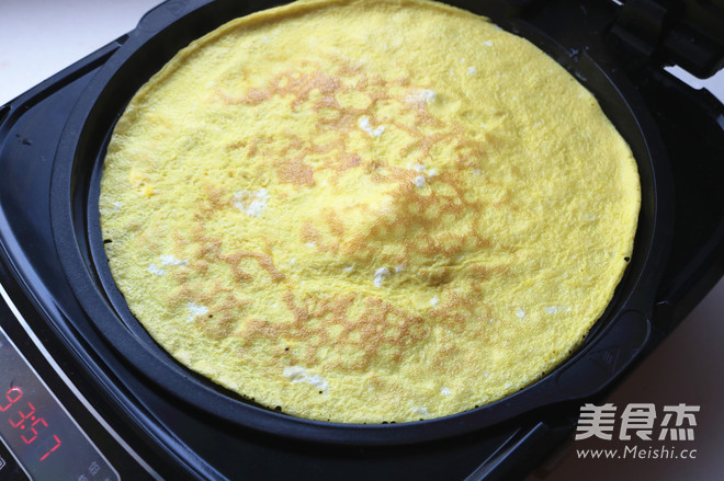 <a href=/shicai/shuichanpin/ZiCai/index.html target=_blank><u>紫菜</u></a>包饭的做法