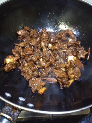 <a href=/shicai/shucai/HuLuoBo/index.html target=_blank><u>胡<a href=/shicai/shucai/LuoBo/index.html target=_blank><u>萝卜</u></a></u></a>烧<a href=/shicai/rouqin/NiuNan/index.html target=_blank><u>牛腩</u></a>