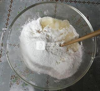 <a href=/shicai/guopin/CaoMei/index.html target=_blank><u>草莓</u></a>大福