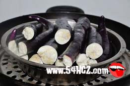 凉拌<a href=/shicai/shucai/QieZi/index.html target=_blank><u>茄子</u></a>的做法2