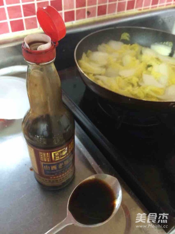 <a href=/shicai/diaoweipin/Cu/index.html target=_blank><u>醋</u></a>溜<a href=/shicai/shucai/BaiCai/index.html target=_blank><u>白菜</u></a>的做法