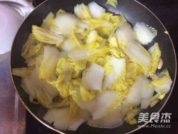 <a href=/shicai/diaoweipin/Cu/index.html target=_blank><u>醋</u></a>溜<a href=/shicai/shucai/BaiCai/index.html target=_blank><u>白菜</u></a>的做法