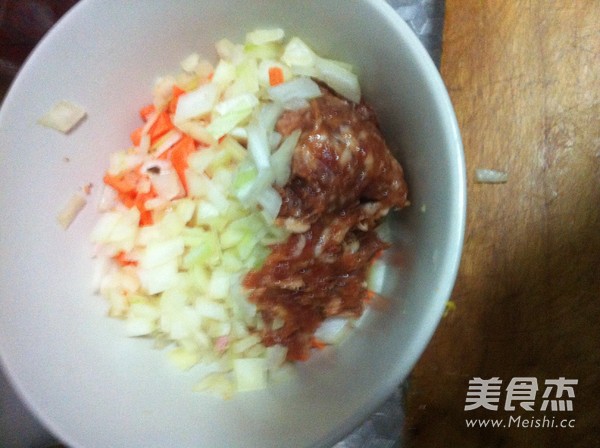 蛋黄焗<a href=/shicai/mimian/DouFu/index.html target=_blank><u>豆腐</u></a>的做法