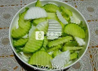 蜜<a href=/shicai/diaoweipin/Cu/index.html target=_blank><u>醋</u></a>箩卜