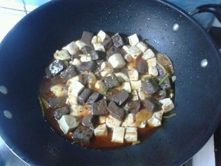 黑暗料理＆<a href=/shicai/mimian/DouFu/index.html target=_blank><u>豆腐</u></a>