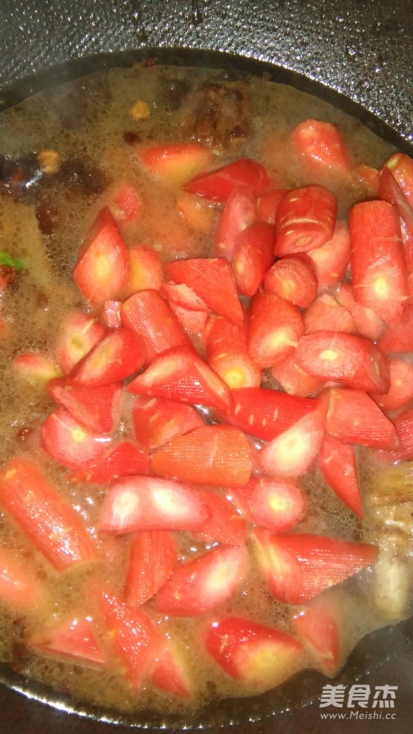 <a href=/shicai/rouqin/PaiGu/index.html target=_blank><u>排骨</u></a>烧<a href=/shicai/shucai/HuLuoBo/index.html target=_blank><u>胡<a href=/shicai/shucai/LuoBo/index.html target=_blank><u>萝卜</u></a></u></a>的做法