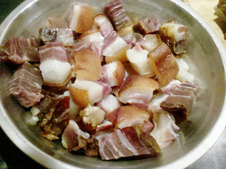 湖北腊蹄子火锅