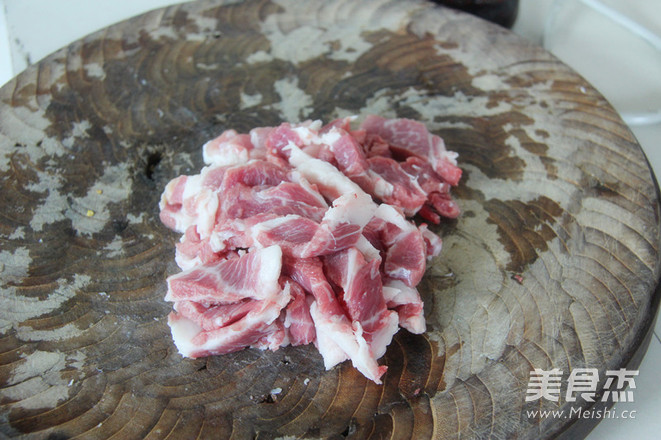 <a href=/shicai/shucai/Ou/index.html target=_blank><u>藕</u></a>圆子的做法