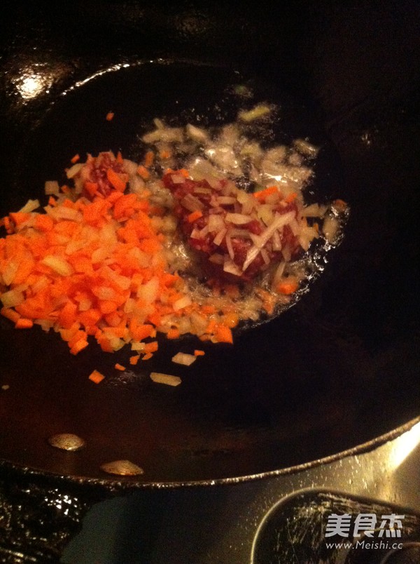 蛋黄焗<a href=/shicai/mimian/DouFu/index.html target=_blank><u>豆腐</u></a>的做法