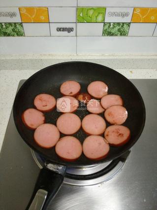 <a href=/shicai/guopin/Xing/index.html target=_blank><u>杏</u></a>鲍菇<a href=/shicai/rouqin/XiangChang/index.html target=_blank><u>香肠</u></a>片