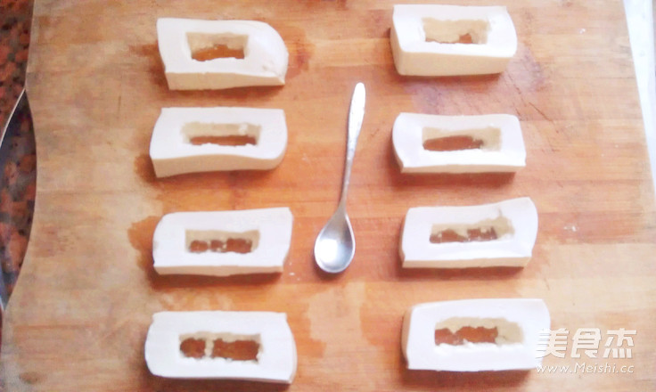 酿<a href=/shicai/mimian/DouFu/index.html target=_blank><u>豆腐</u></a>的做法
