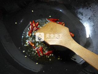 <a href=/shicai/rouqin/NiuDu/index.html target=_blank><u>牛肚</u></a>炒圆<a href=/shicai/shucai/BaiCai/index.html target=_blank><u>白菜</u></a>