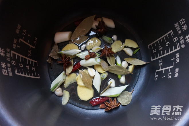 电饭煲蜜汁烤鸡的做法