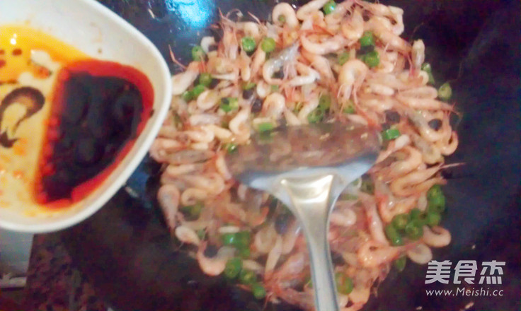 豉香小河虾的做法
