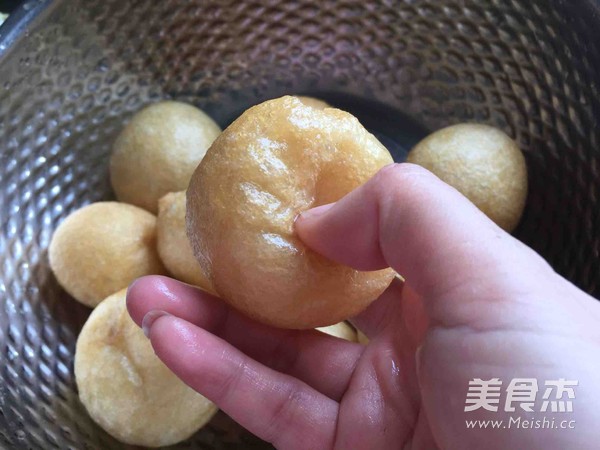 糖<a href=/shicai/diaoweipin/Cu/index.html target=_blank><u>醋</u></a>面筋<a href=/shicai/shucai/BaiCai/index.html target=_blank><u>白菜</u></a>的做法