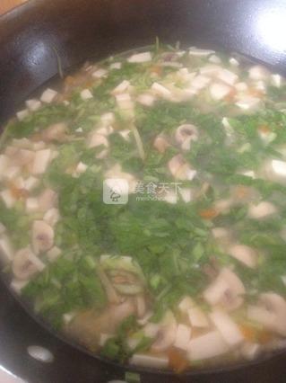 鲜蛏<a href=/shicai/mimian/DouFu/index.html target=_blank><u>豆腐</u></a>羹