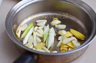 红烧<a href=/shicai/shuichanpin/HuangGuYu/index.html target=_blank><u>黄骨鱼</u></a>