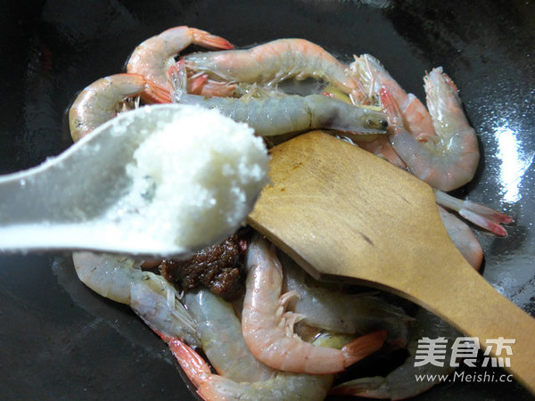 沙茶酱鲜虾的做法
