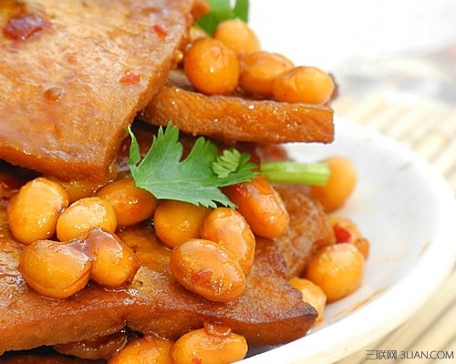 绝味香辣<a href=/shicai/mimian/DouFu/index.html target=_blank><u>豆腐</u></a>干如何做?