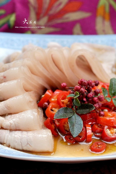 鲜椒乳香白肉的做法