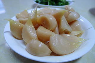 陕西<a href=/shicai/rouqin/YangRou/index.html target=_blank><u>羊肉</u></a>泡馍