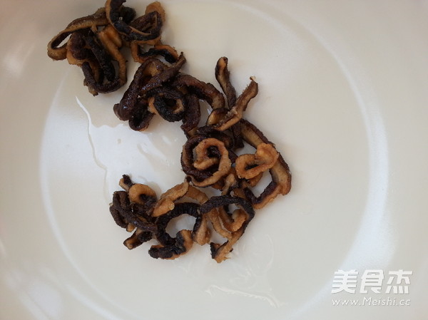 素烹鳝丝的做法