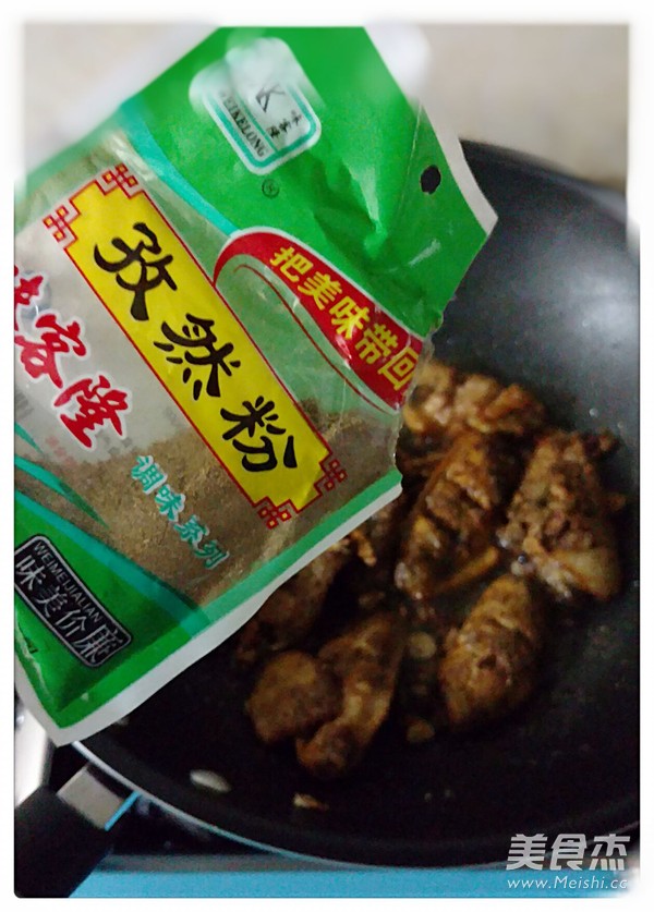 可乐<a href=/shicai/rouqin/JiChi/index.html target=_blank><u>鸡翅</u></a>的做法