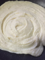 <a href=/shicai/mimian/NaiYou/index.html target=_blank><u>奶油</u></a>白酱步骤4