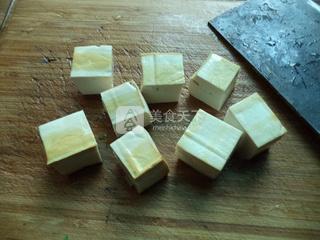 咖喱味<a href=/shicai/mimian/DouFu/index.html target=_blank><u>豆腐</u></a>丁