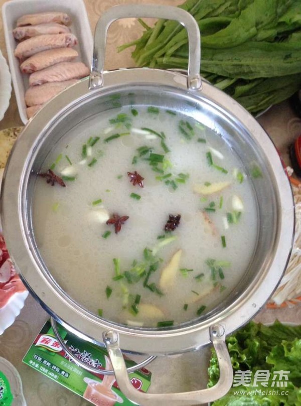 浓香骨汤火锅的做法