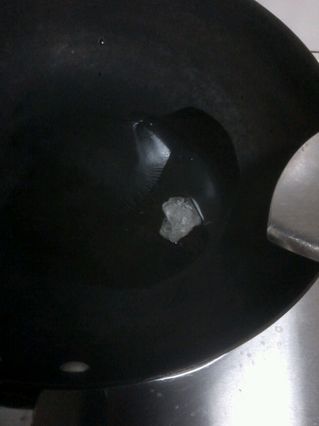 红烧<a href=/shicai/rouqin/ZhuTi/index.html target=_blank><u>猪蹄</u></a>