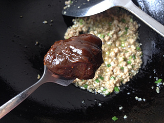 肉末<a href=/shicai/shucai/QieZi/index.html target=_blank><u>茄子</u></a>