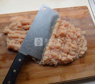 鸡蓉<a href=/shicai/shuichanpin/ZiCai/index.html target=_blank><u>紫菜</u></a>卷