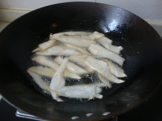 炸<a href=/shicai/guopin/Xing/index.html target=_blank><u>杏</u></a>鲍菇