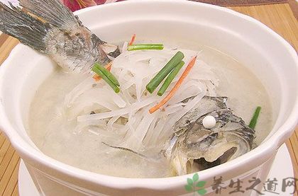 什么人不能吃<a href=/shicai/shuichanpin/LiYu/index.html target=_blank><u>鲤鱼</u></a>