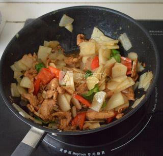 <a href=/shicai/shucai/DiGua/index.html target=_blank><u>地瓜</u></a>肉片