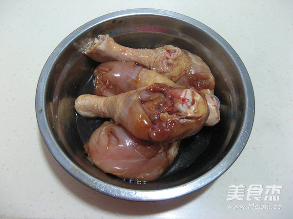 #感恩节#酥香<a href=/shicai/rouqin/JiTui/index.html target=_blank><u>鸡腿</u></a>的做法