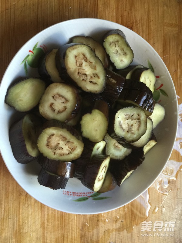 麻婆<a href=/shicai/shucai/QieZi/index.html target=_blank><u>茄子</u></a>的做法